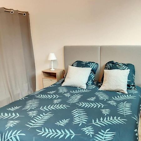 Grand Appart Duplex 6 Pers Gare Wifi Apartment Сен-Кантен Екстериор снимка