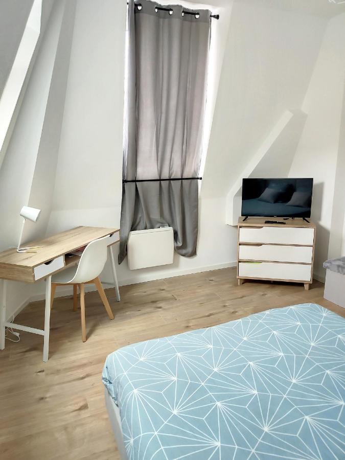 Grand Appart Duplex 6 Pers Gare Wifi Apartment Сен-Кантен Екстериор снимка