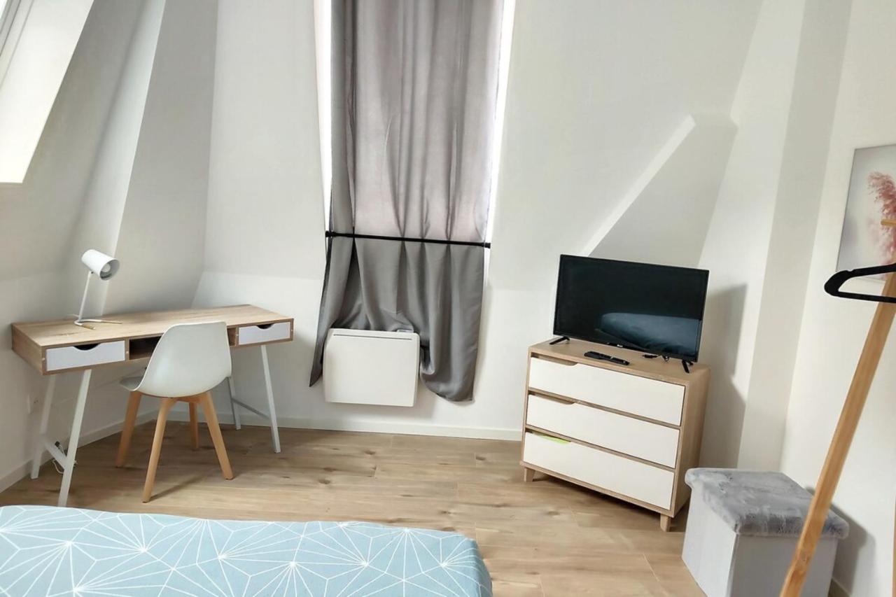 Grand Appart Duplex 6 Pers Gare Wifi Apartment Сен-Кантен Екстериор снимка